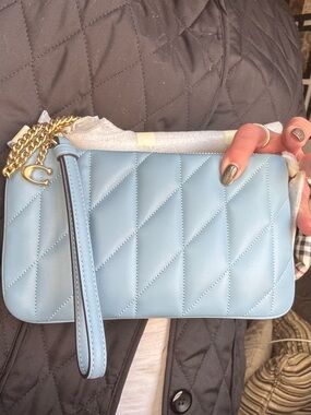 Authentic COACH 1941  Quilted leather Chain Shoulder Bag/wristlet